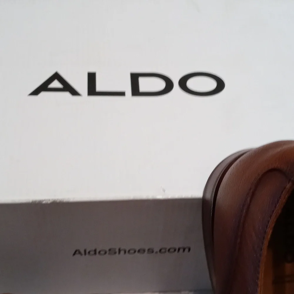 ALDO - Picture 3 of 6